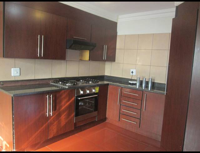 4 BEDROOM DUPLEX FOR SALE IN EQUESTRIA